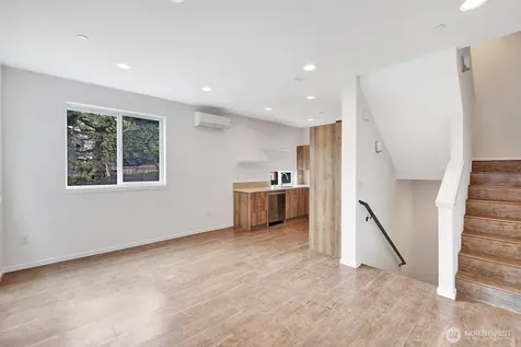 3216 15th Avenue W Seattle WA 98119