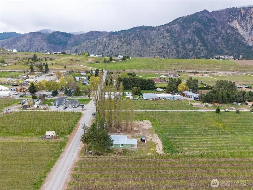 293 Barkley Road Manson WA 98831