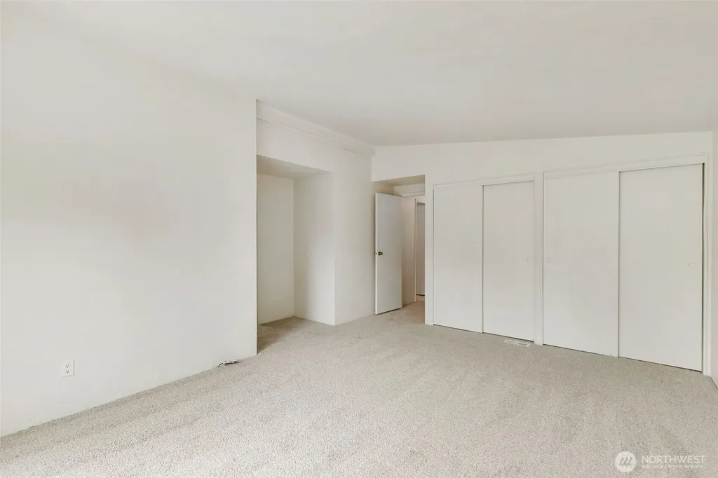 1754 NE Mesford Road Poulsbo WA 98370