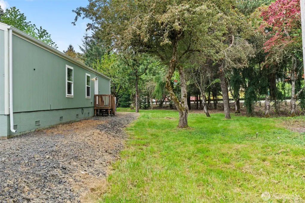 1441 State Route 6 Chehalis WA 98532