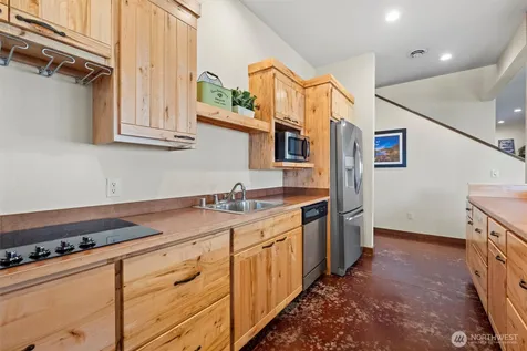 25725 Lincoln Hill Pl E Creston WA 99147