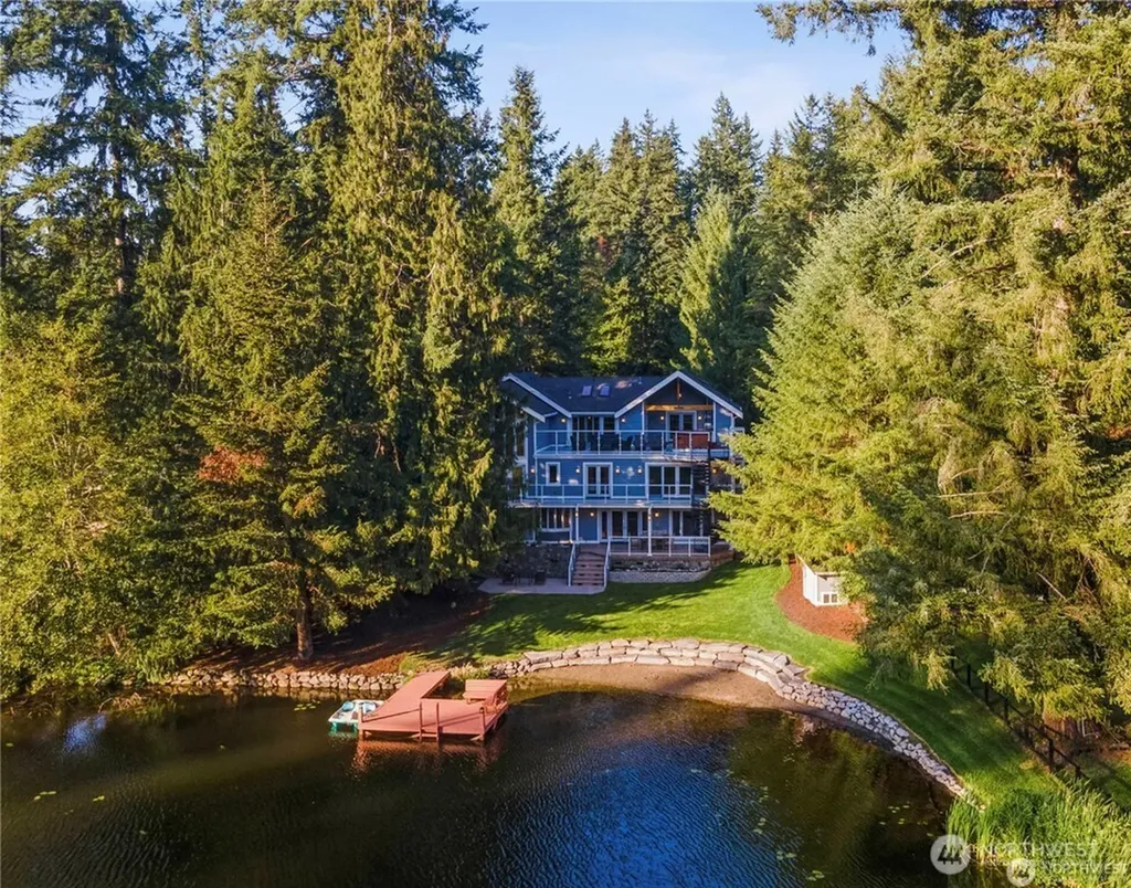 11009 317th Avenue NE Carnation WA 98014