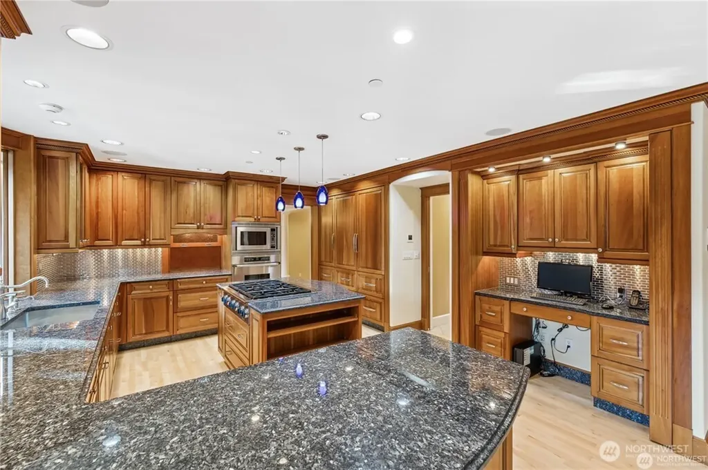 11009 317th Avenue NE Carnation WA 98014