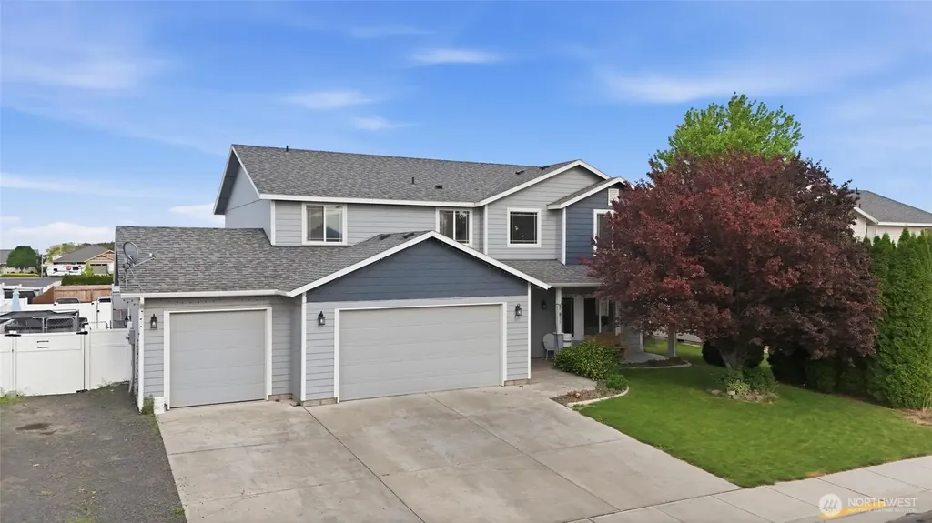 802 Willow Avenue NE Quincy WA 98848