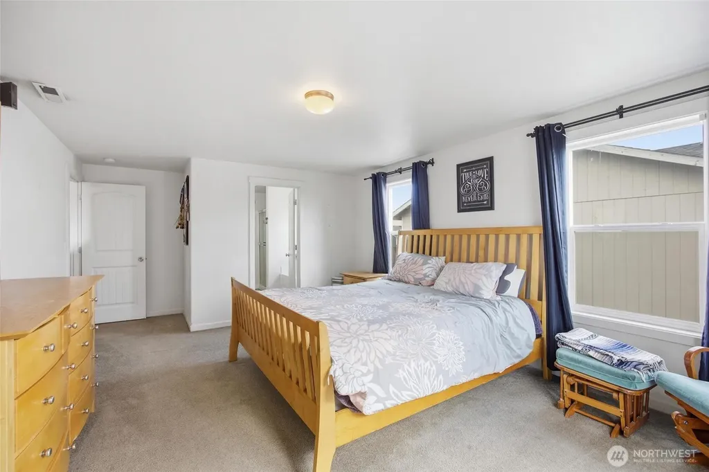 802 Willow Avenue NE Quincy WA 98848