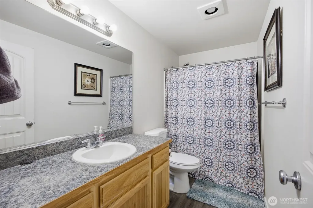 802 Willow Avenue NE Quincy WA 98848