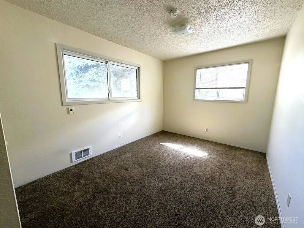 104 W First Street Waterville WA 98858