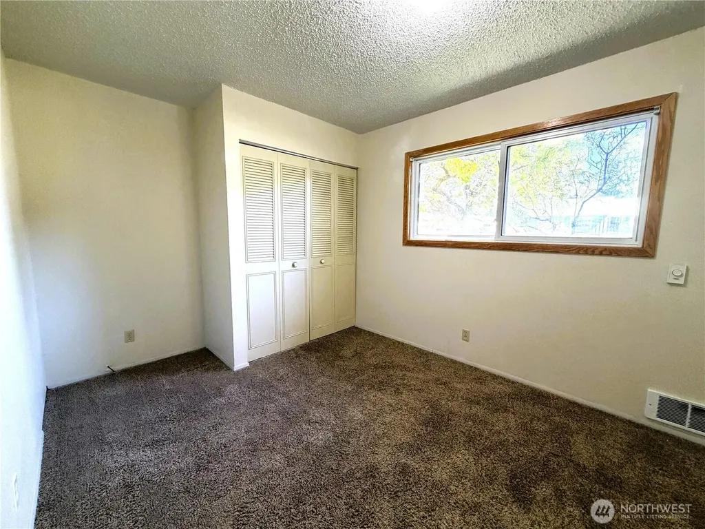 104 W First Street Waterville WA 98858