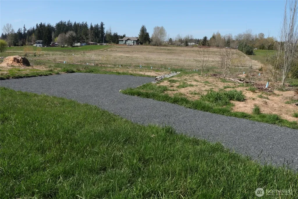 5351 Dinkel Road Bellingham WA 98226