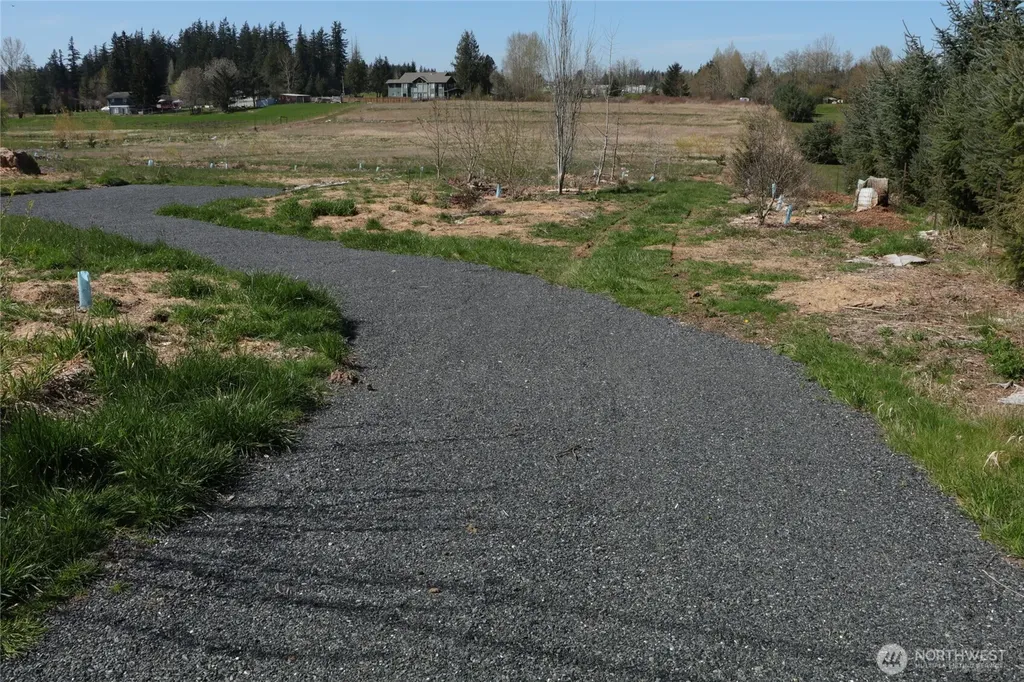 5351 Dinkel Road Bellingham WA 98226
