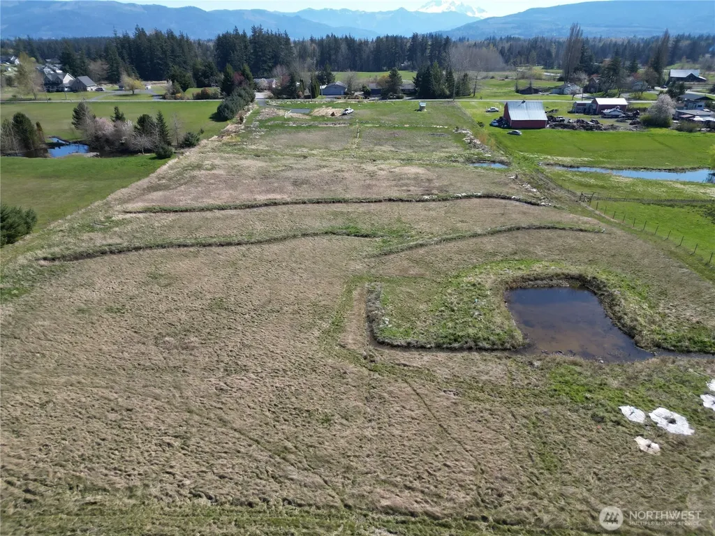 5351 Dinkel Road Bellingham WA 98226