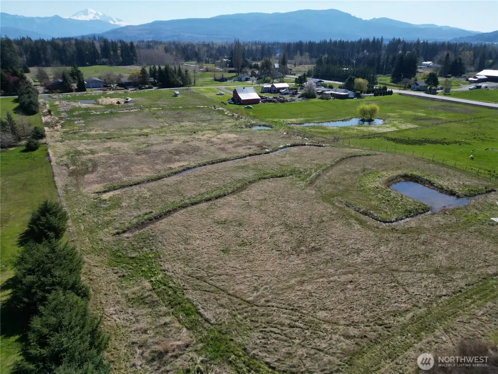 5351 Dinkel Road Bellingham WA 98226