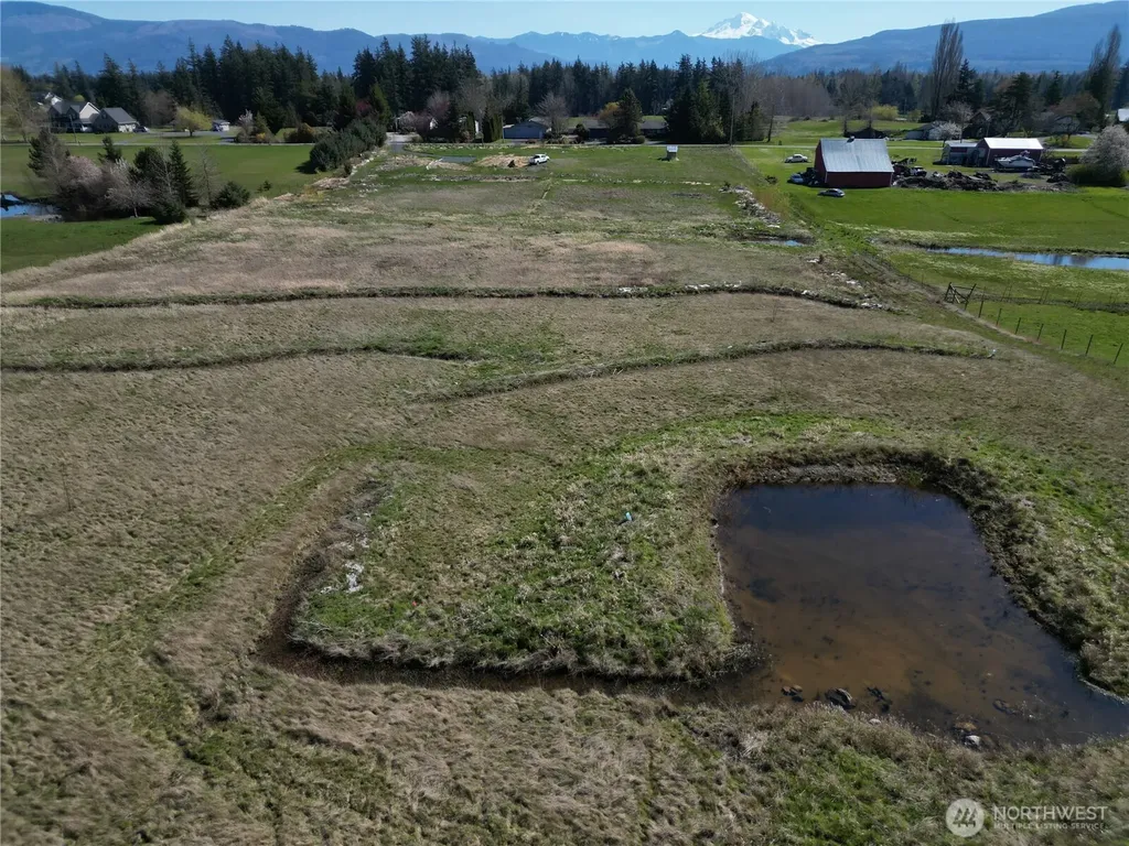 5351 Dinkel Road Bellingham WA 98226