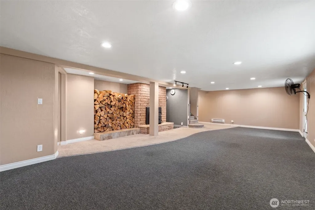 507 Williams Finney Road Kelso WA 98626