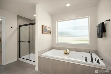 2304 96th Avenue Ct E Edgewood WA 98371