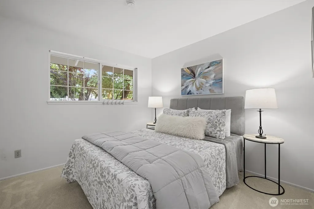7624 141st Avenue NE Redmond WA 98052
