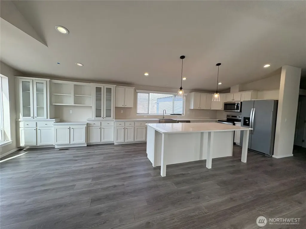 856 N Rock Rose Avenue Sequim WA 98382
