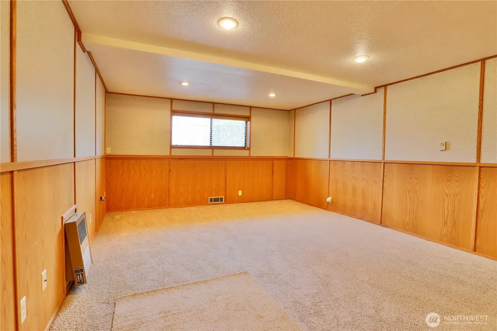 5911 150th Place SW Edmonds WA 98026