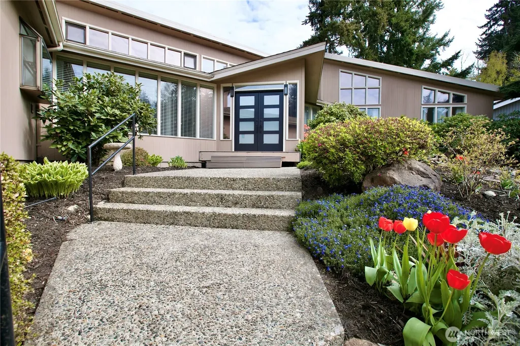 5911 150th Place SW Edmonds WA 98026