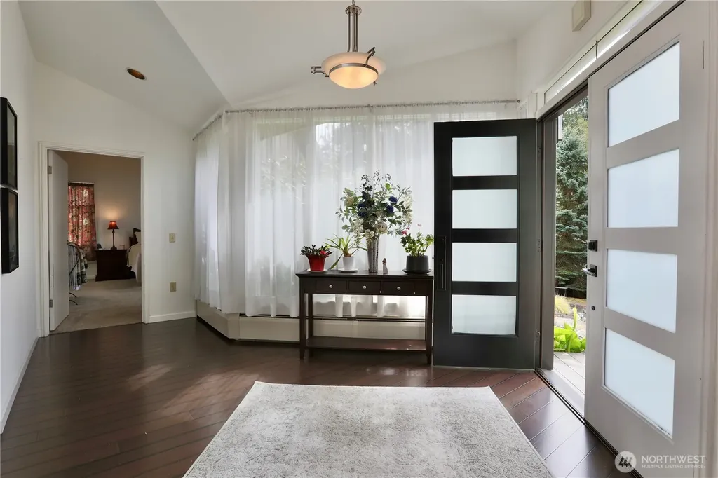 5911 150th Place SW Edmonds WA 98026