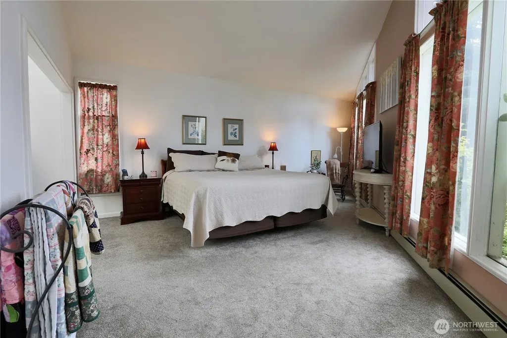 5911 150th Place SW Edmonds WA 98026