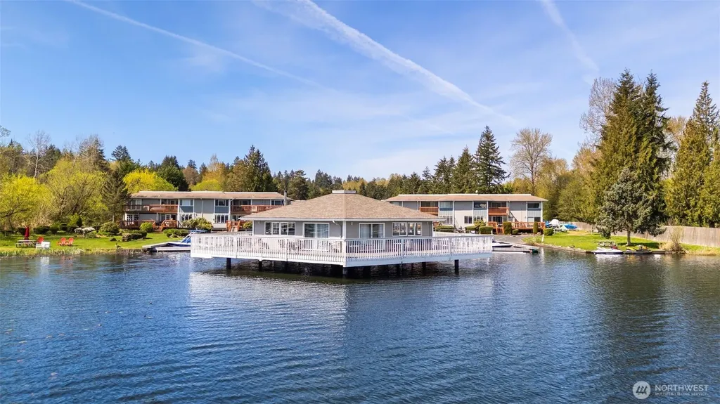 17302 NE 45th Street Redmond WA 98052