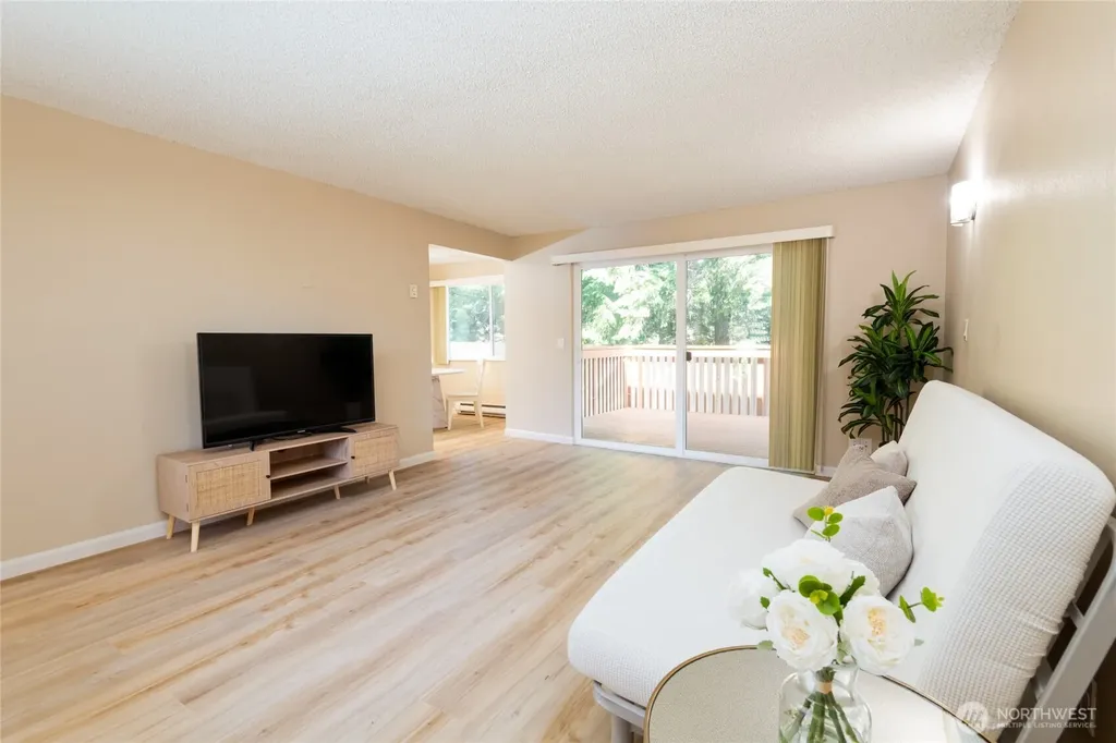 17302 NE 45th Street Redmond WA 98052
