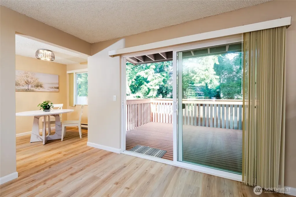 17302 NE 45th Street Redmond WA 98052