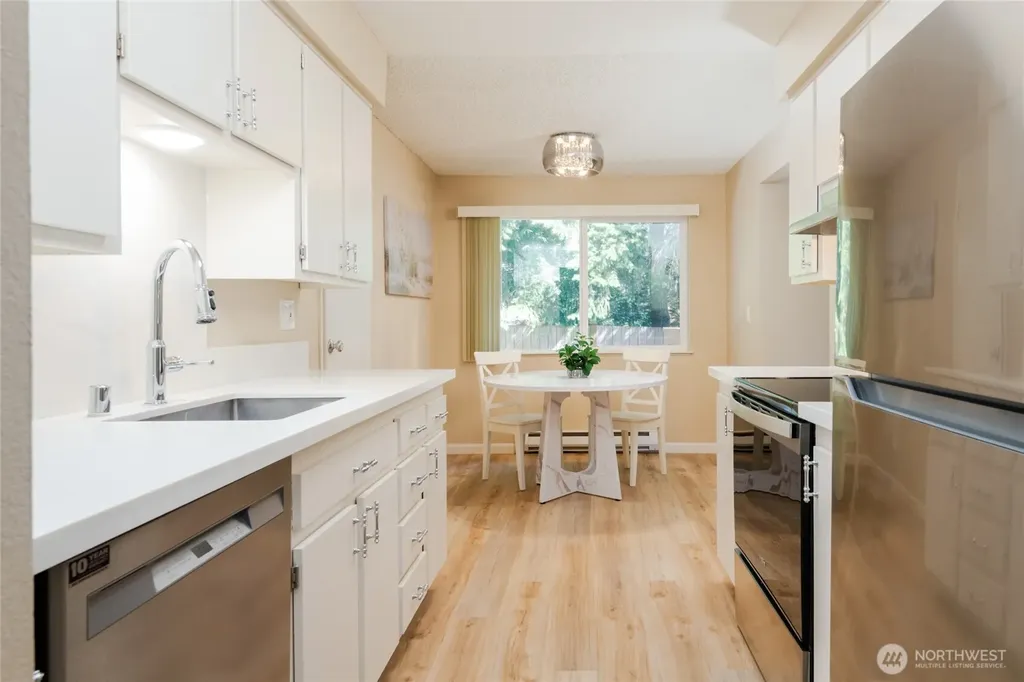 17302 NE 45th Street Redmond WA 98052