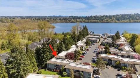 17302 NE 45th Street Redmond WA 98052