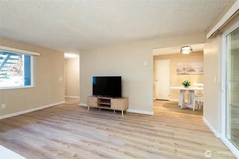 17302 NE 45th Street Redmond WA 98052