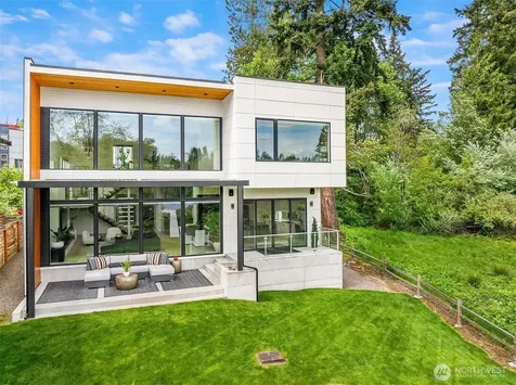 9622 Slater Avenue NE Kirkland WA 98033