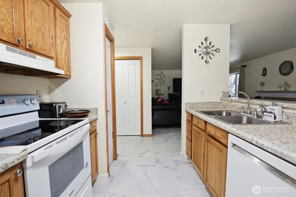 1009 112th Street SE Everett WA 98208