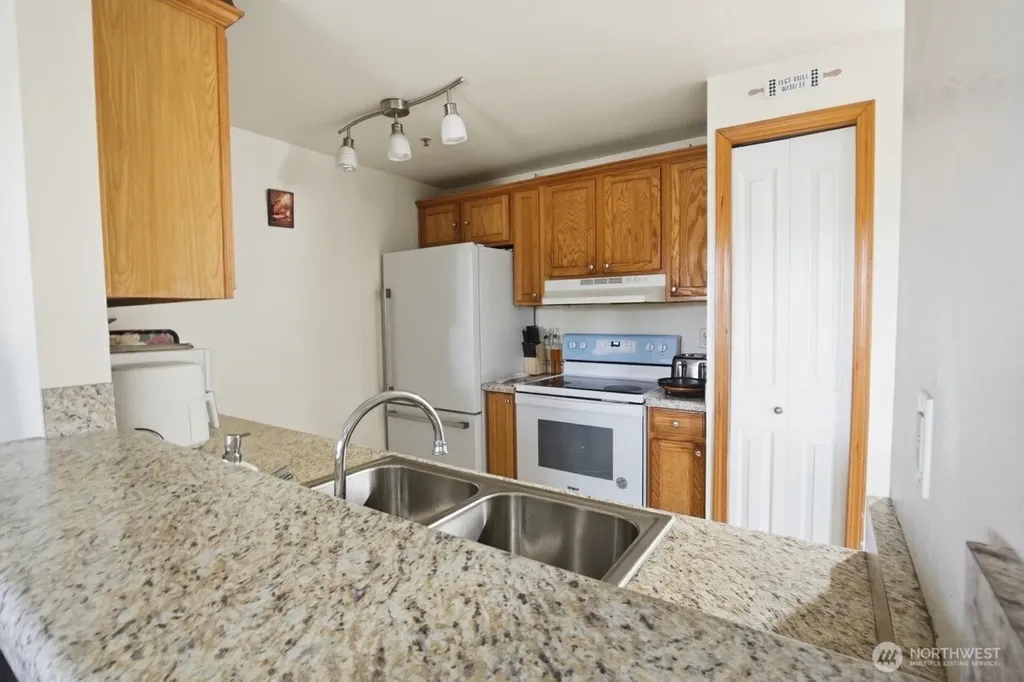 1009 112th Street SE Everett WA 98208