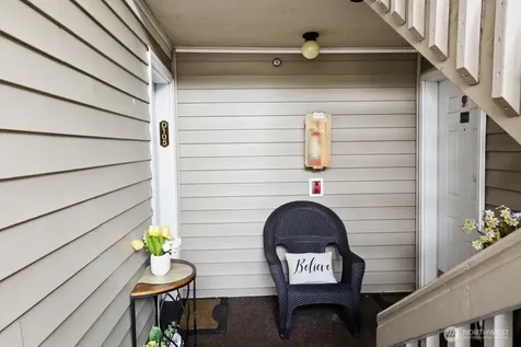 1009 112th Street SE Everett WA 98204