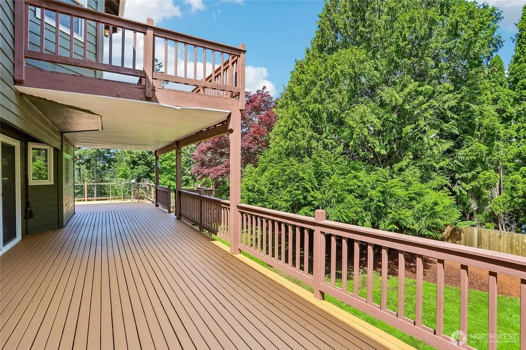 23200 SE 253rd Place Maple Valley WA 98038