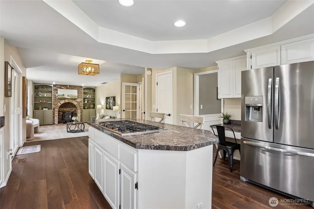 23200 SE 253rd Place Maple Valley WA 98038