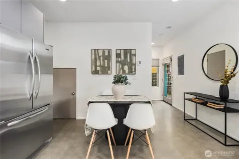 929 14th Avenue Seattle WA 98122