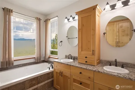 357 Lakayuse Road Manson WA 98831