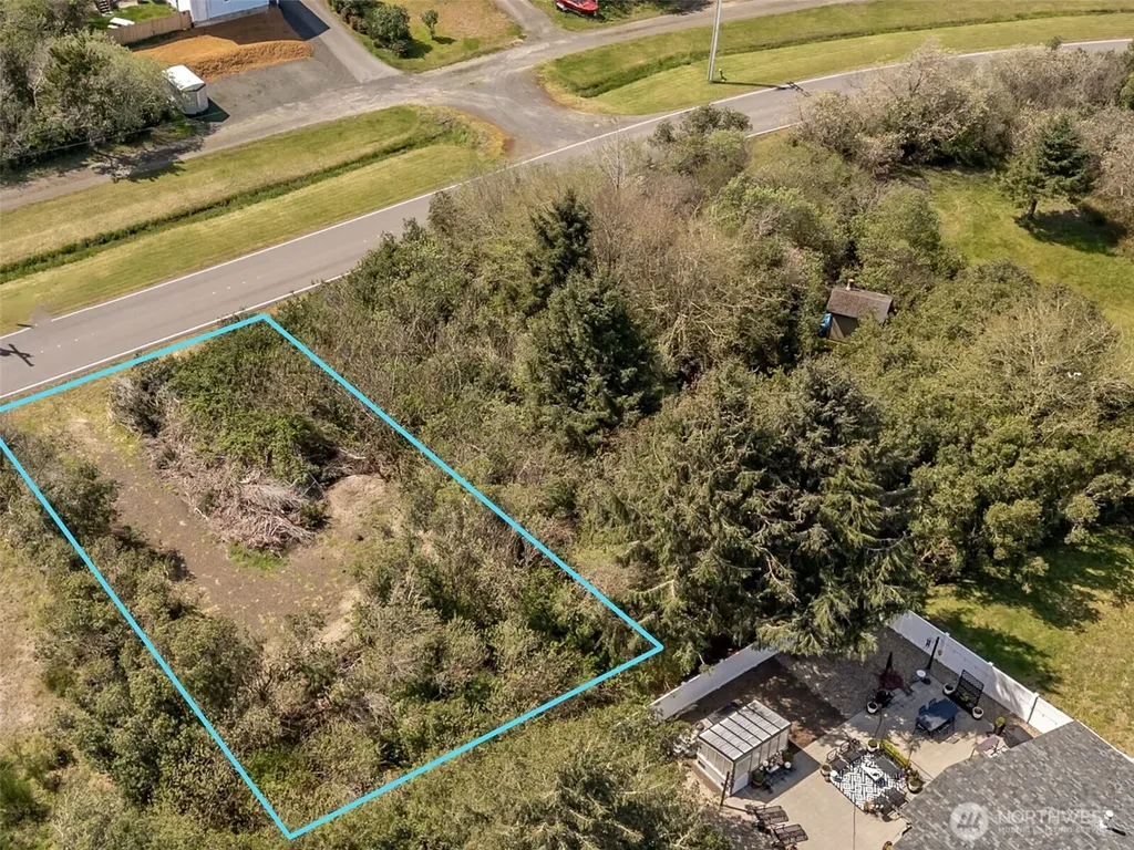148 Marine View Drive SE Ocean Shores WA 98569