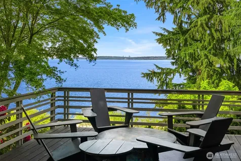 6814 SW Maury Park Road Vashon WA 98070