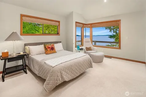 6814 SW Maury Park Road Vashon WA 98070