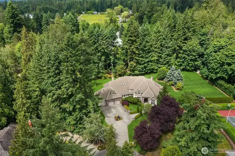 20450 NE 71st Street Redmond WA 98053