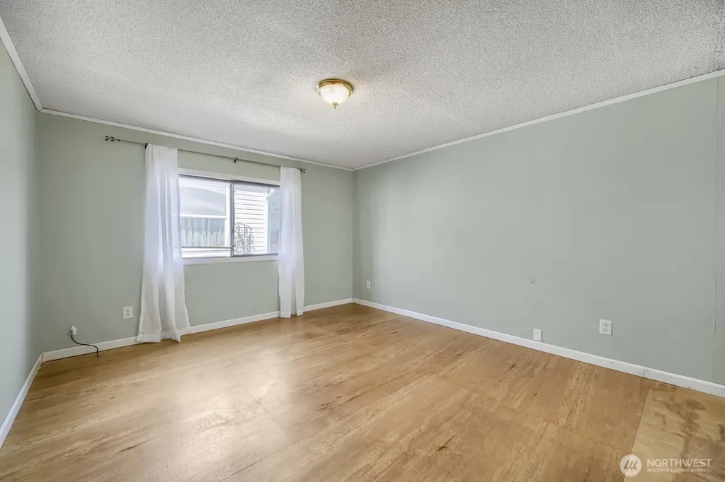 2611 S 288th Street Federal Way WA 98003