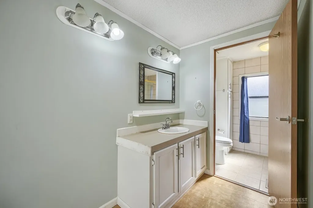 2611 S 288th Street Federal Way WA 98003