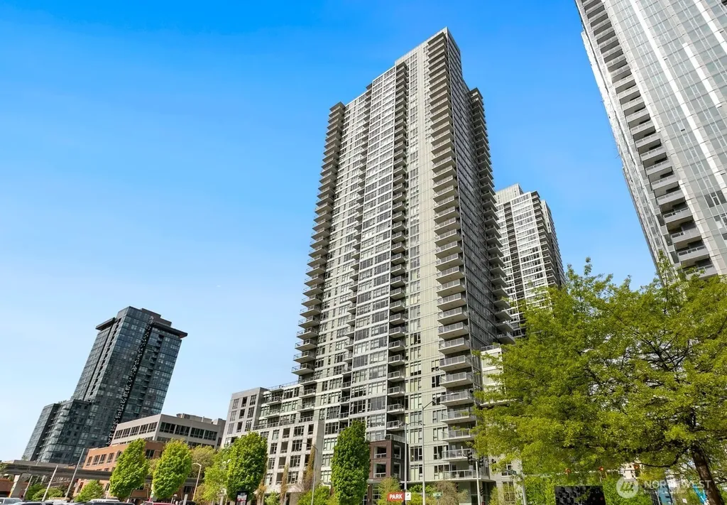 588 Bell Street Seattle WA 98121