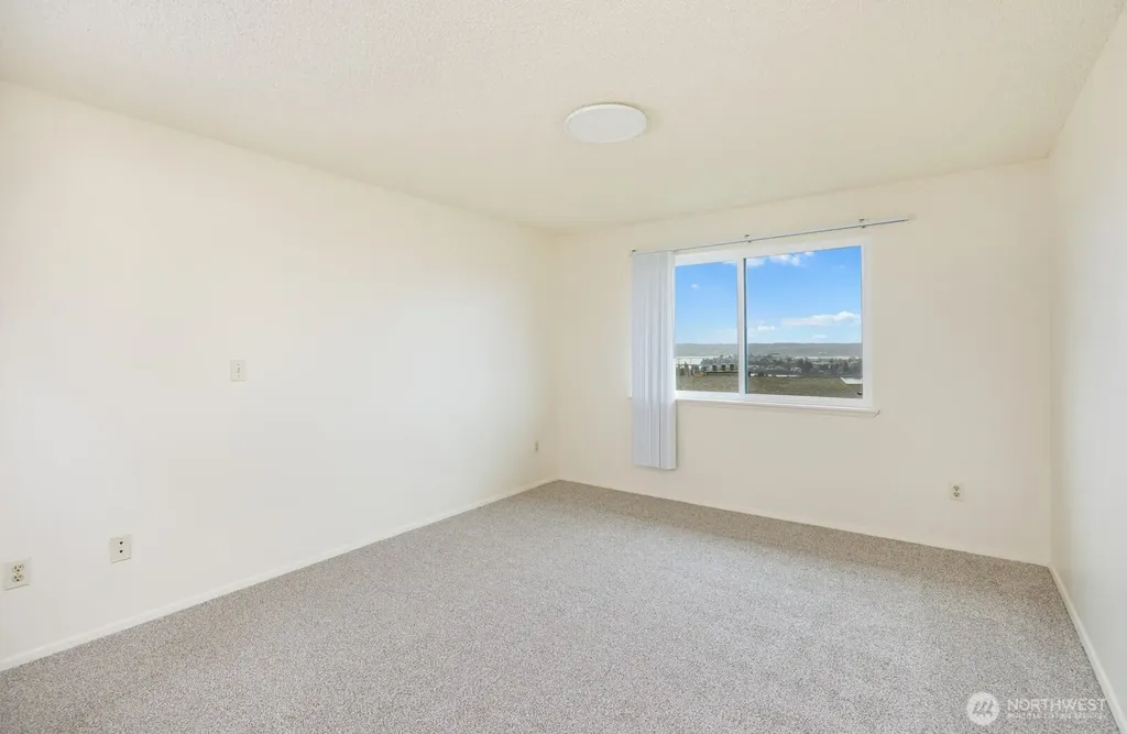 3370 Narrows View Lane NE Bremerton WA 98310