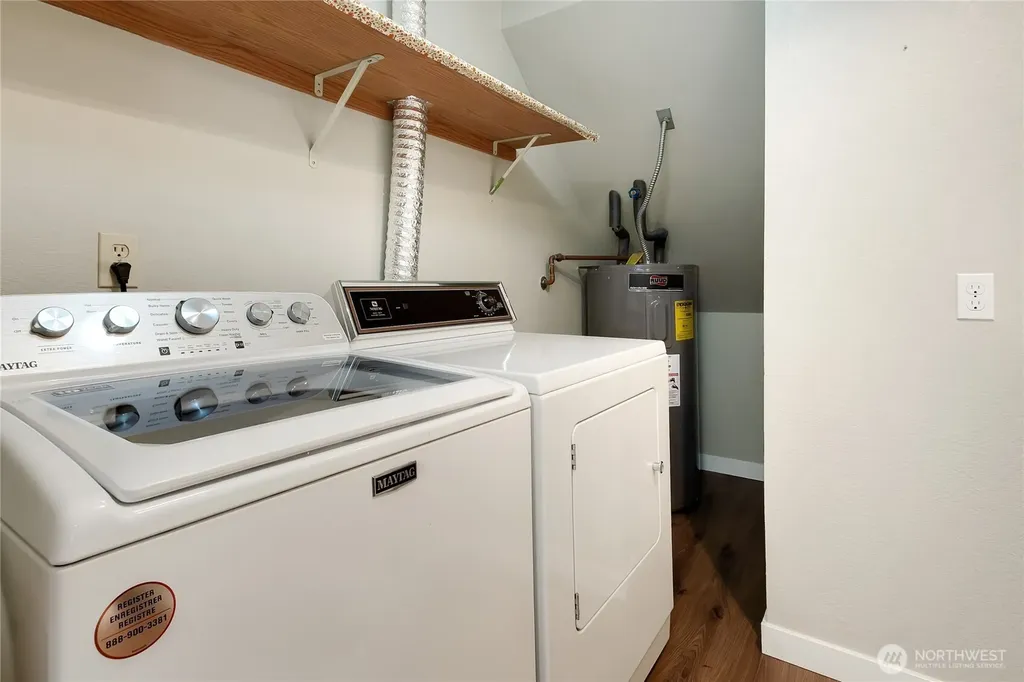 5721 99th Street Ct E Puyallup WA 98373