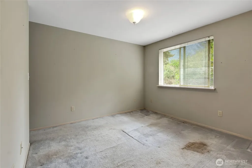 5721 99th Street Ct E Puyallup WA 98373
