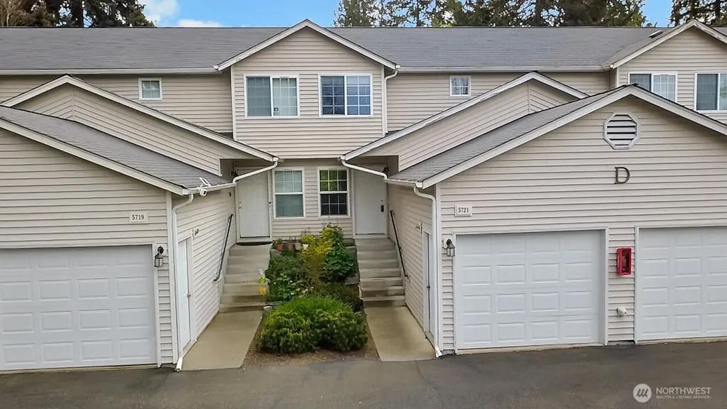5721 99th Street Ct E Puyallup WA 98373